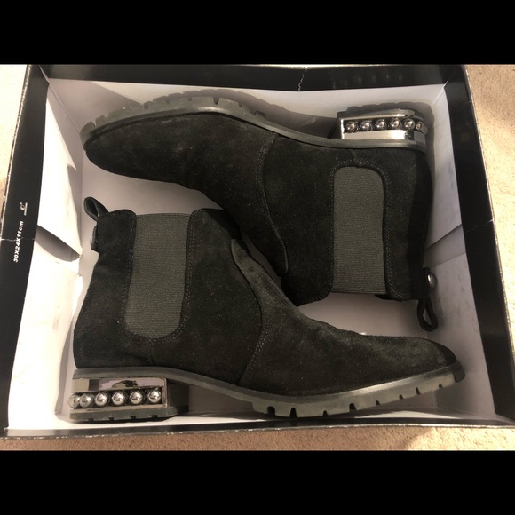 karl lagerfeld paris saxe ankle boot